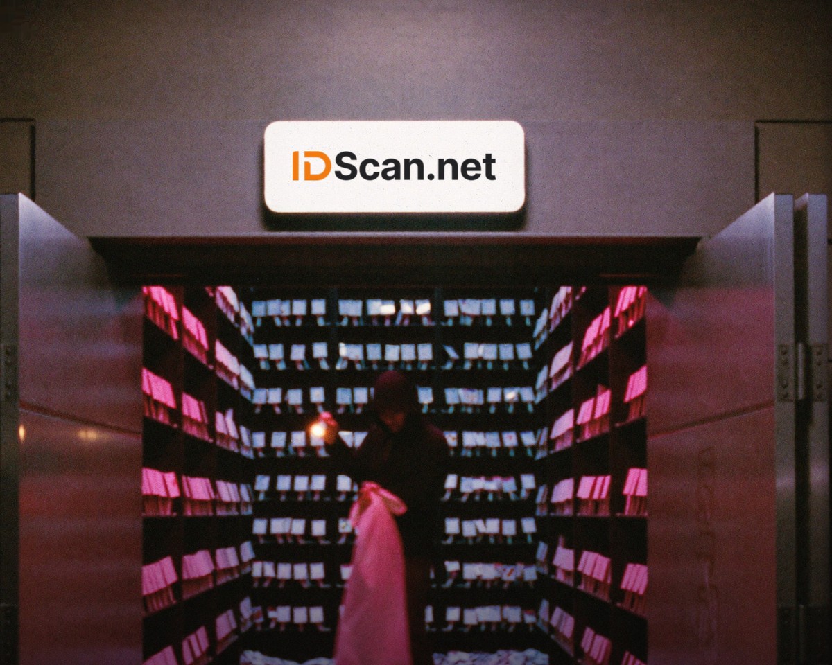 Illustration for the IDScan driver's license breach story
